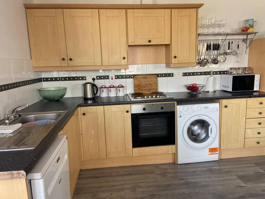 Vera'S Penthouse Wexford Esterno foto