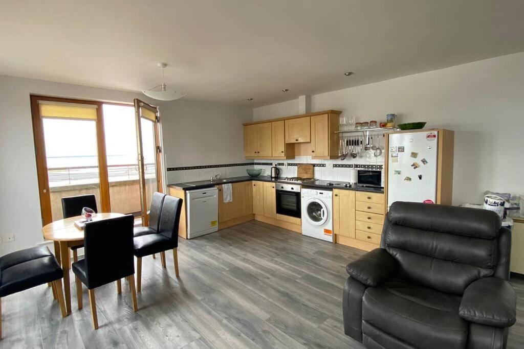 Vera'S Penthouse Wexford Esterno foto